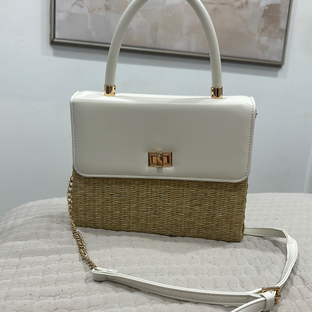 Elegant White and Beige Handbag